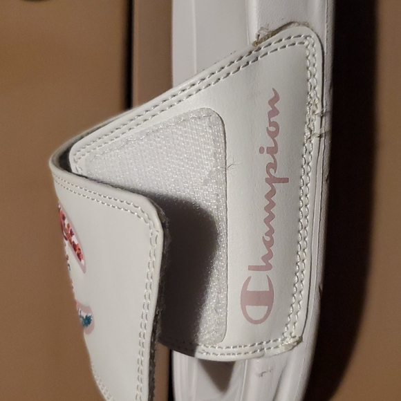 CHAMPION Sliders White 8W - Picture 5 of 6